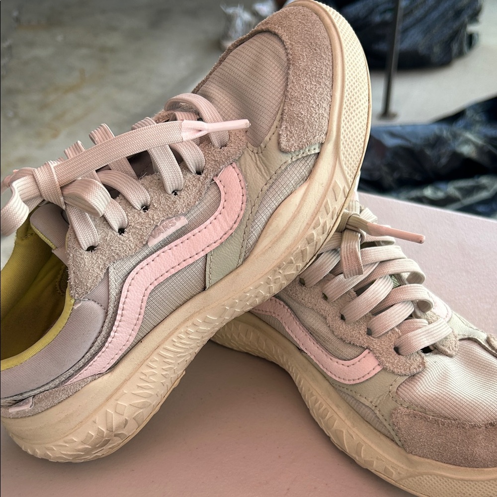Vans women’s